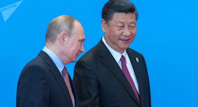 Mỹ đang buộc Nga phải thân cận với Trung Quốc