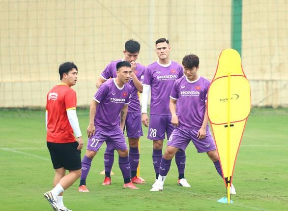 HLV Park Hang-seo tuyên bố trước trận đấu với Oman: "Đối thủ mạnh nhưng không việc gì phải sợ" ảnh 1