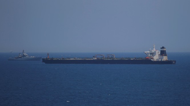 Tàu siêu vận tải Grace 1 của Iran mới bị Anh bắt giữ (Ảnh: RT)