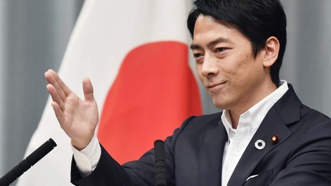 Shinjiro Koizumu – con trai của cựu Thủ tướng Junihiro Koizumi (Ảnh: Getty)