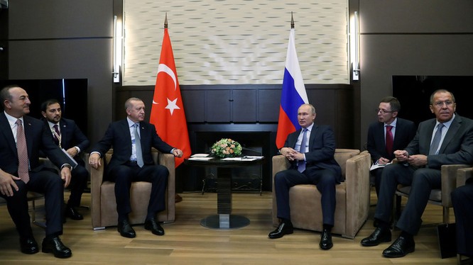 Lãnh đạo Nga, Thổ Nhĩ Kỳ đã đạt được thỏa thuận về Syria trong cuộc họp tổ chức tại khu nghỉ dưỡng Sochi (Ảnh: RT)