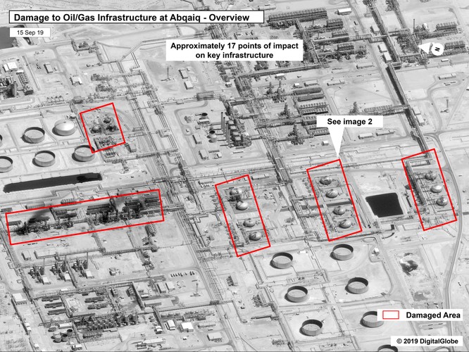 Hình ảnh chính phủ Mỹ công bố cho thấy thiệt hại tại cơ sở lọc dầu Abaqaiq của Aramco ở Buqyaq, Arab Saudi (Ảnh: CNBC)