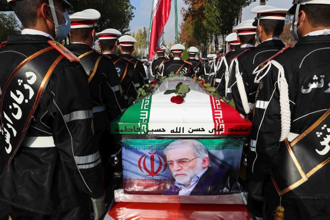 "Lọt tầm ngắm": Tại sao nhà khoa học hạt nhân Mohsen Fakhrizadeh của Iran bị ám sát? ảnh 1