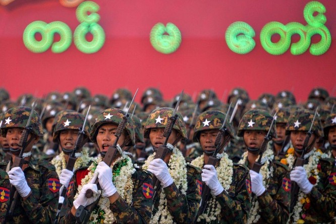 Những "dòng tiền" bí ẩn đằng sau cuộc đảo chính ở Myanmar ảnh 1
