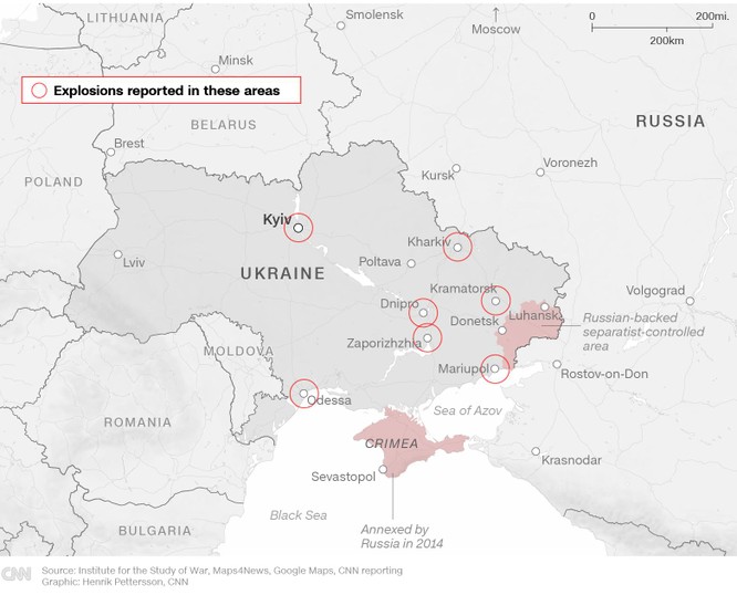 Nga xác nhận không kích Kiev, nói binh sĩ Ukraine đang đồng loạt buông súng ảnh 1