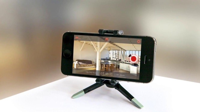 3 bước tự chế camera an ninh bằng điện thoại cũ ảnh 1