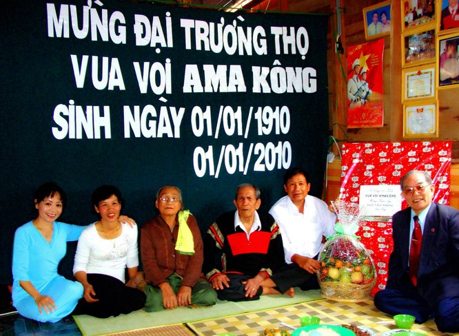 Khăm Phết Lào, con trai vua voi Ama Kông: Độc đáo chàng doanh nhân thầy thuốc 'đặc sản Tây Nguyên' ảnh 6