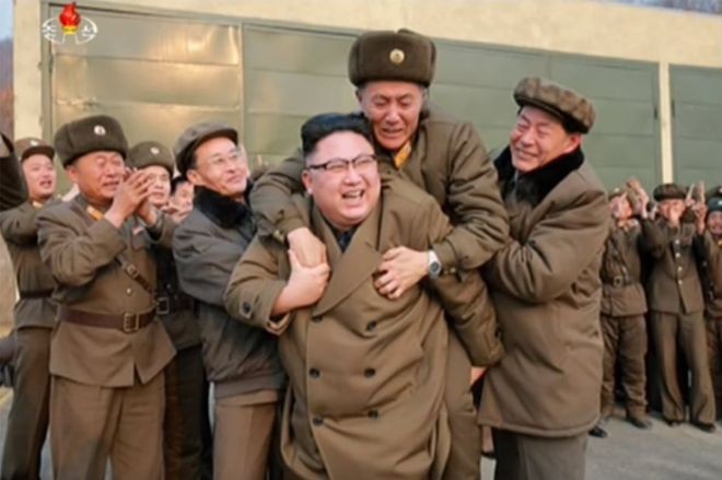 Bài 1: Kim Jong Un đã trở thành nhân vật nổi bật trên bàn cờ chính trị thế giới ảnh 4
