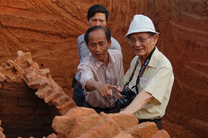 GS Phan Huy Lê- chuyên gia hàng đầu về lịch sử Việt Nam ảnh 2