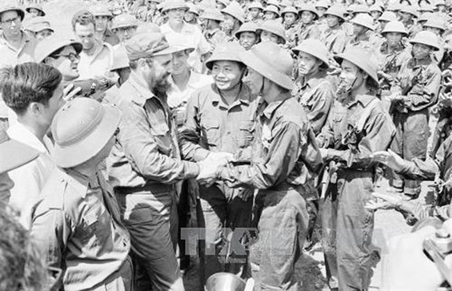 Bài 2: Fidel Castro: “Dân tộc Việt Nam là tấm gương phi thường nhất về chủ nghĩa anh hùng” ảnh 4