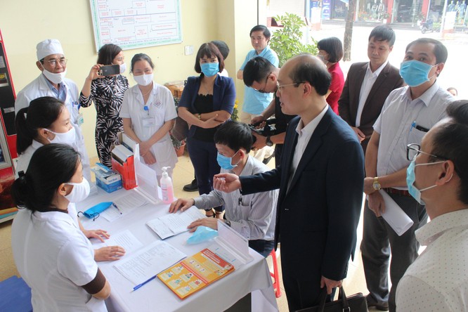 Kiểm tra công tác ứng phó với dịch COVID-19 ở các bệnh viện của Thái Nguyên và Công ty Samsung ảnh 2