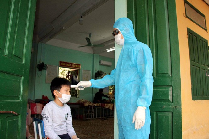 62 “chiến binh nhí” cùng nhau đón Tết ở khu cách ly vì COVID-19 ảnh 1