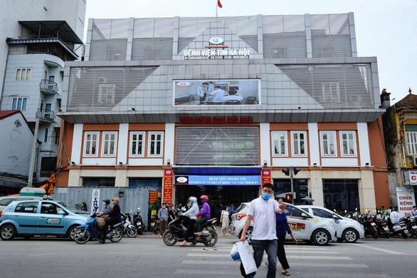 Khởi tố giám đốc Bệnh viện Bạch Mai Nguyễn Quang Tuấn ảnh 1
