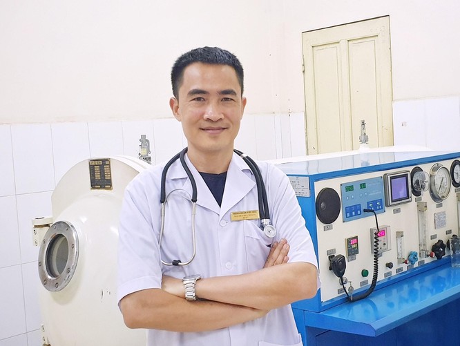 Vì sao nhiều F0 khỏi bệnh lại bị chóng mặt, đau đầu, mỏi người kèm khó thở? ảnh 2