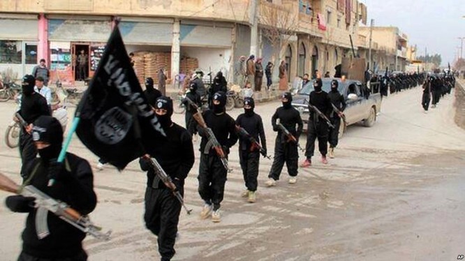 Mỹ “thả” thêm khủng bố phá Nga thắng trận Syria ảnh 1