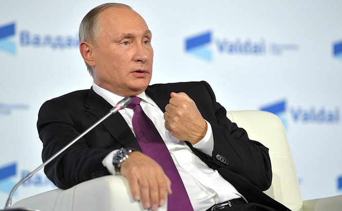 Tổng thống Putin trong cuộc gặp tại CLB chính trị thảo luận quốc tế Valdai.