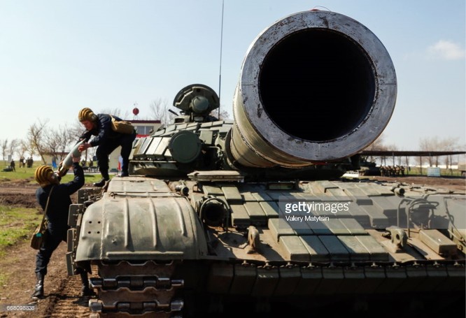 Ukraine ớn Nga thổi bùng lửa chiến ở Donbass ảnh 5
