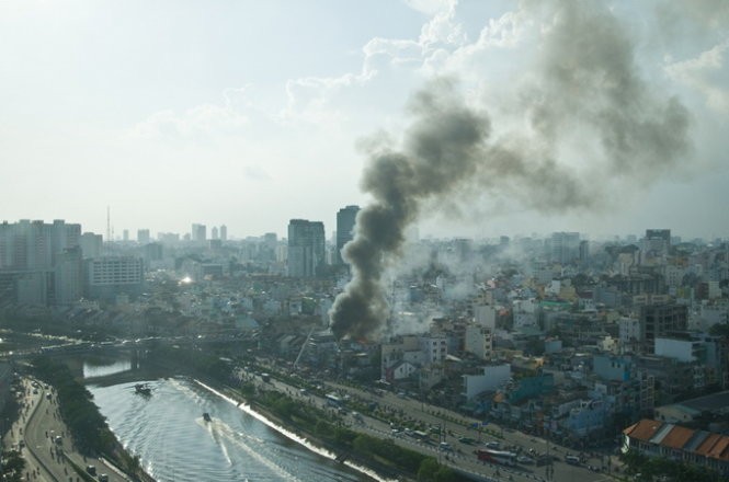 Cháy nhiều nhà ở trung tâm Sài Gòn ảnh 8