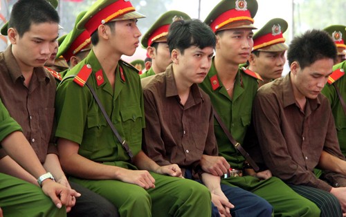 Tử tù vụ thảm sát Bình Phước xin giảm án ảnh 1
