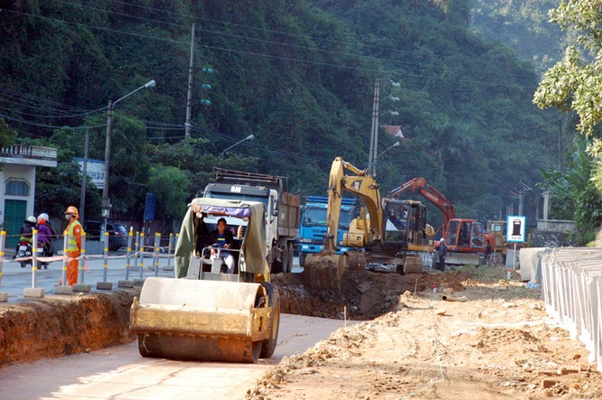 Dự án cao tốc Vân Đồn - Móng Cái: Ba bộ đều muốn “trốn” nhà thầu Trung Quốc.