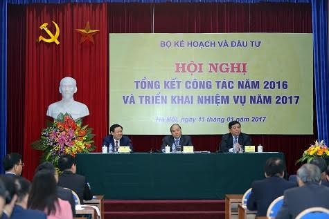 Thủ tướng: Chưa làm nhà cao tầng đã tắc đường, làm nhà nữa đi đường nào? ảnh 1