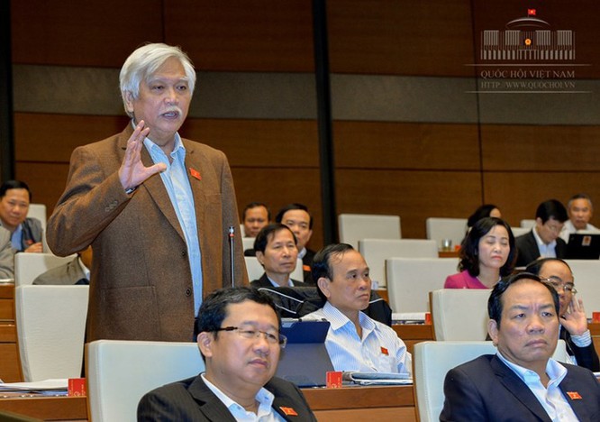 Đại biểu nói đường sắt bị “bỏ rơi”, Bộ trưởng Thể nhận trách nhiệm của Bộ GTVT ảnh 1