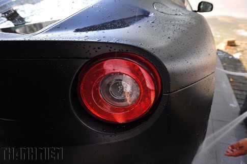 'Hàng độc’ F12 Berlinetta bản độ Dubai duy nhất tại Việt Nam - ảnh 11