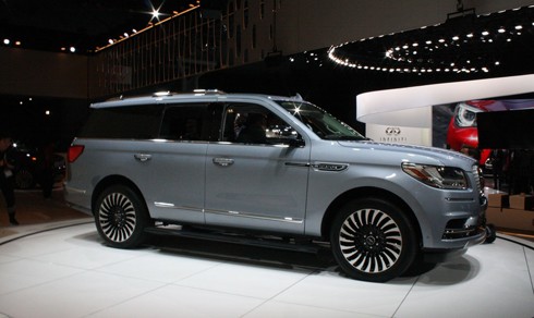 Lincoln Navigator 2018 - 'khủng long' Mỹ ảnh 1