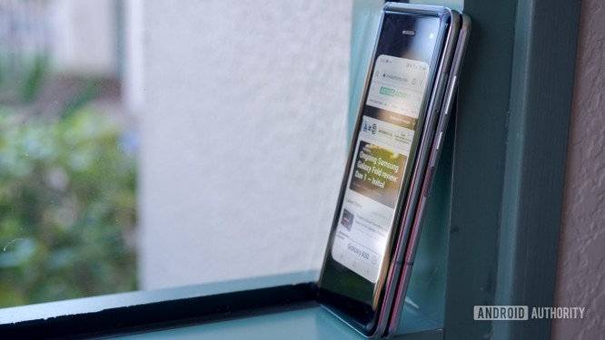 Đánh giá: Samsung Galaxy Fold có xứng đáng với mức giá 50 triệu? ảnh 8