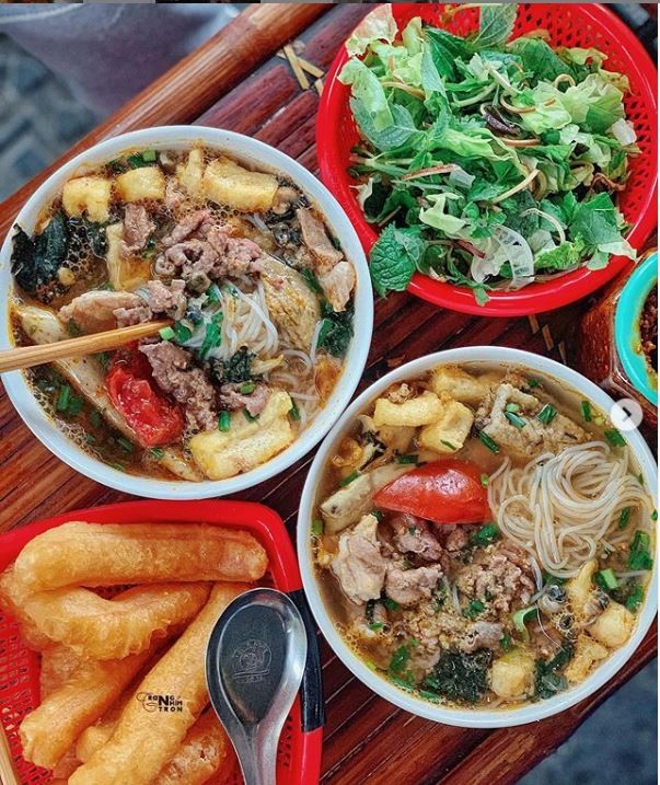 Đến ngay 6 quán bún riêu này để cảm nhận hương vị Hà Nội chớm đông một cách “trọn vẹn” nhất ảnh 3