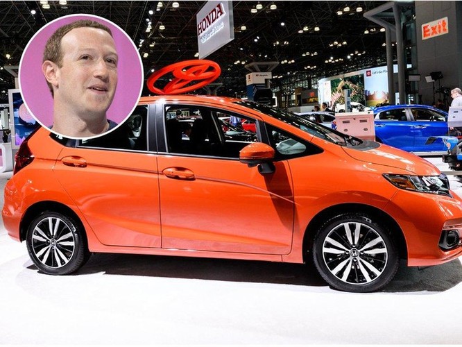 Các tỷ phú công nghệ như Zeff Bezos, Bill Gates đi xe gì? ảnh 9