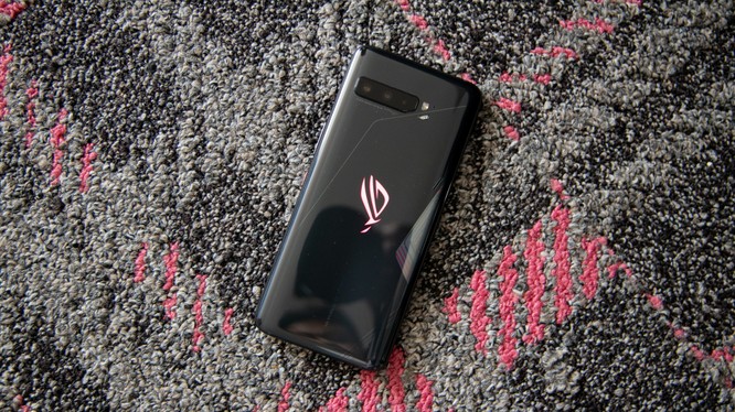 Asus ROG Phone 3 vs Black Shark 3 Pro: Đâu là chiếc smartphone gaming đáng mua? ảnh 8