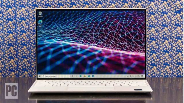 Dell XPS 13 9310 vs Macbook Pro 13 2020: Mỏng, nhẹ, mạnh mẽ ảnh 1