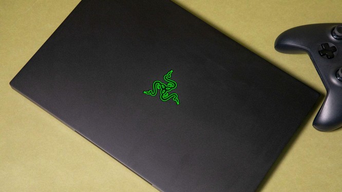Asus ROG Zephyrus M15 vs Razer Blade 15: Laptop gaming kiêm laptop văn phòng ảnh 11