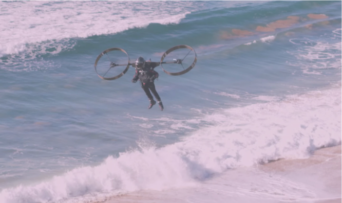 Video thử nghiệm thiết bị bay cá nhân ở Úc, bay như bộ giáp của Iron Man ảnh 1