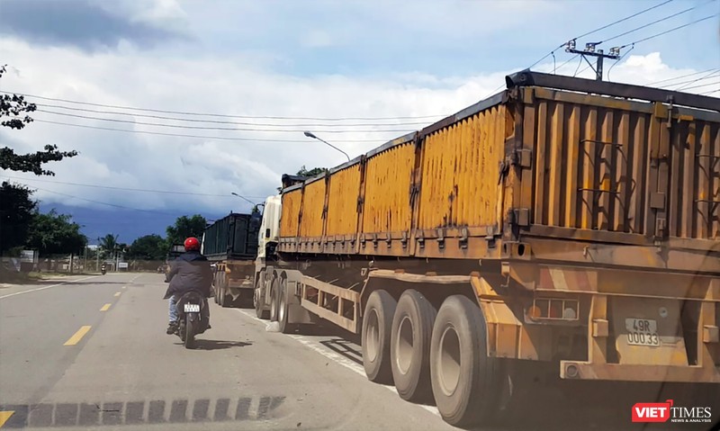 Cận cảnh những “siêu xe Bô xít” đang băm nát QL 27B ảnh 3 Cận cảnh những “siêu xe Bô xít” đang băm nát QL 27B ảnh 3