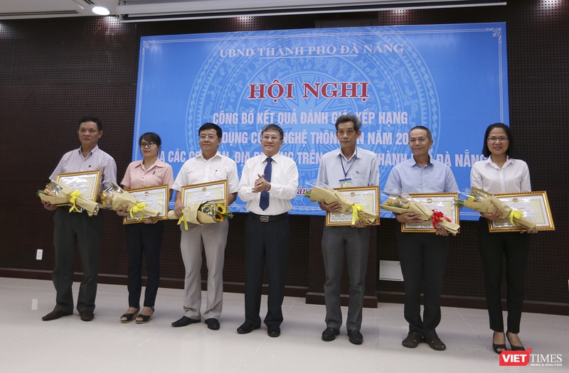 Công bố kết quả đánh giá, xếp hạng ứng dụng CNTT năm 2017 của các cơ quan, địa phương trên địa bàn Đà Nẵng.