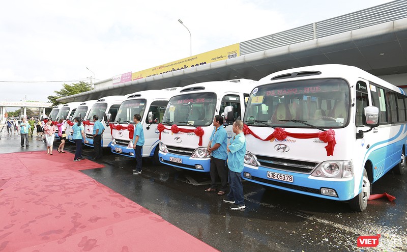 Sáng 1/1/2020, Sở GTVT TP Đà Nẵng chính thức đưa tuyến xe buýt Đà Nẵng - Huế vào phục vụ