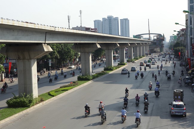 Dự án đường sắt Cát Linh - Hà Đông đang được khẩn trương triển khai.