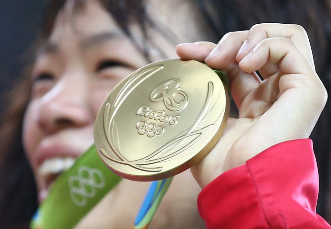 Nhật Bản đi đầu chế tác huy chương Olympic từ rác thải điện tử