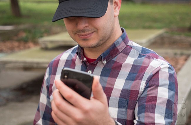 Smartphone nào có tính năng mở khóa bằng khuôn mặt chuẩn nhất? ảnh 1 Smartphone nào có tính năng mở khóa bằng khuôn mặt chuẩn nhất? ảnh 1