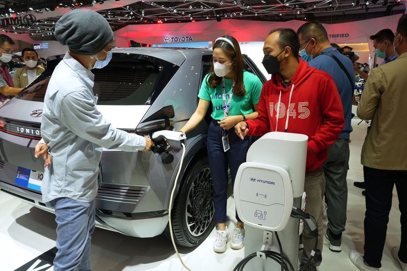 Indonesia đẩy mạnh ngành sản xuất xe điện trong nước. Ảnh minh họa tech Wire Asia
