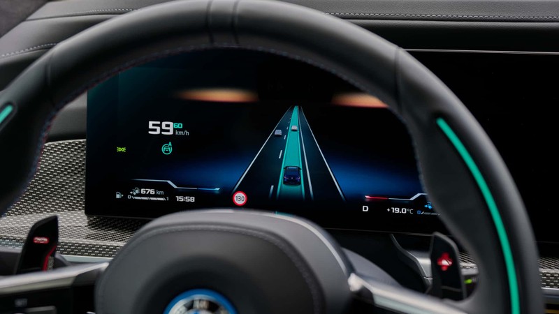 BMW i7, được tích hợp tính năng Personal Pilot L3. Ảnh video BMW bmw-i706.jpg