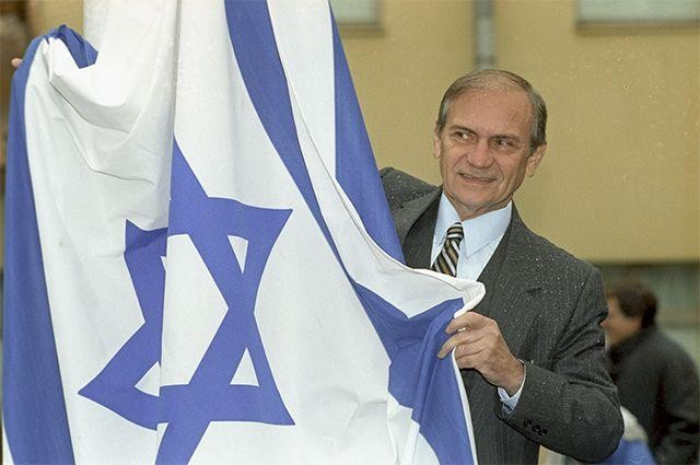 Lễ thượng cờ Đại sứ quán Israel tại Moscow 23/10/1991 (Ảnh: AiF)