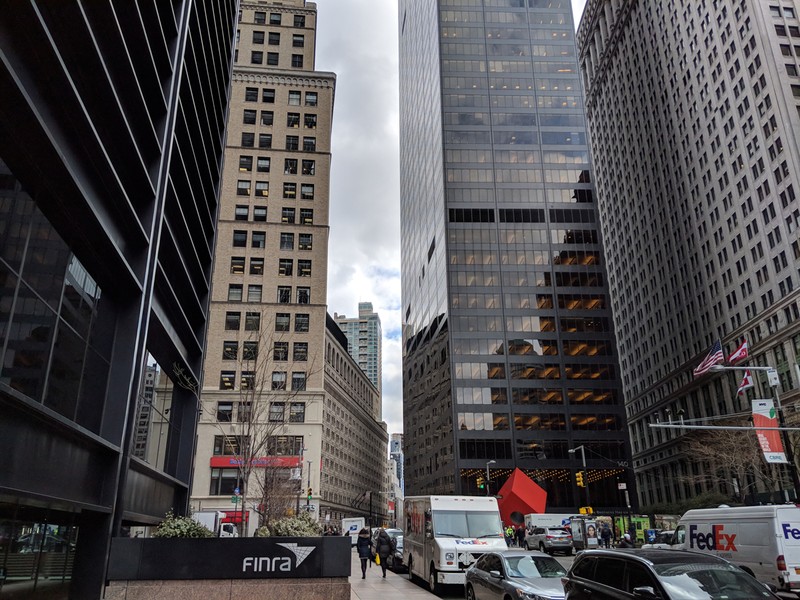 Galaxy S9+ “đọ súng” Google Pixel 2 XL: Đâu là smartphone có camera tốt nhất? ảnh 7 Galaxy S9+ “đọ súng” Google Pixel 2 XL: Đâu là smartphone có camera tốt nhất? ảnh 7