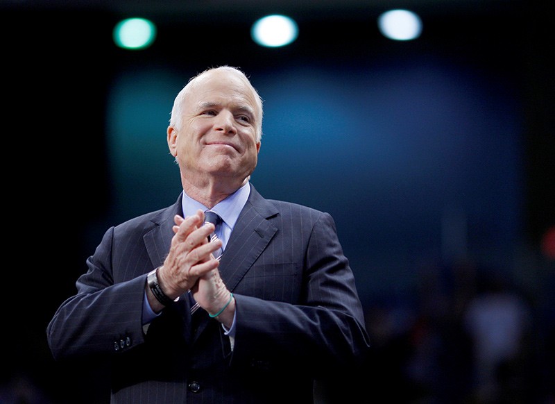 Thượng nghị sĩ Mỹ John McCain - người được chẩn đoán bị u não nguyên phát loại glioblastoma vào tháng 7/2017. Ảnh: Newsweek Thượng nghị sĩ Mỹ John McCain - người được chẩn đoán bị u não nguyên phát loại glioblastoma vào tháng 7/2017. Ảnh: Newsweek