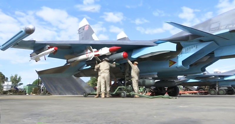 Không quân Nga tăng cường không kích các tổ chức Hồi giáo cực đoan (video)