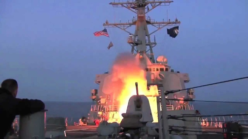 Khu trục hạm Mỹ phóng tên lửa hành trình Tomahawk vào Syria