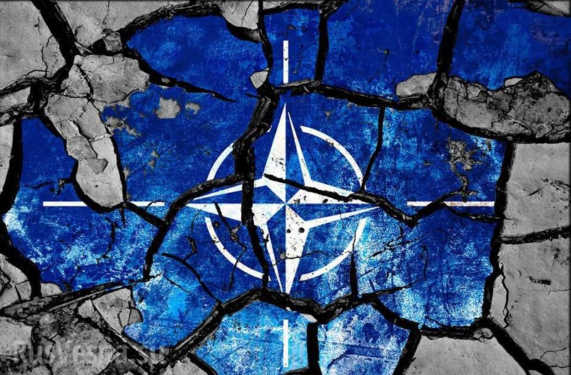 Biểu tượng NATO trong cuộc diễn tập Trident Juncture”. Ảnh Rusvesna