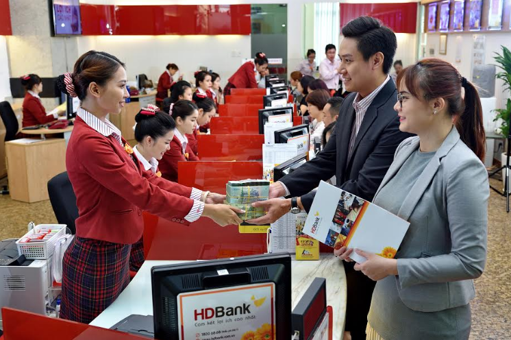 KH sẽ được tăng ngay lãi suất 0,2%/năm khi tham gia chương trình "Gửi lại - lãi cao" của HDBank